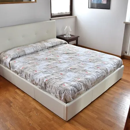 Casa Di Karim Пескантина